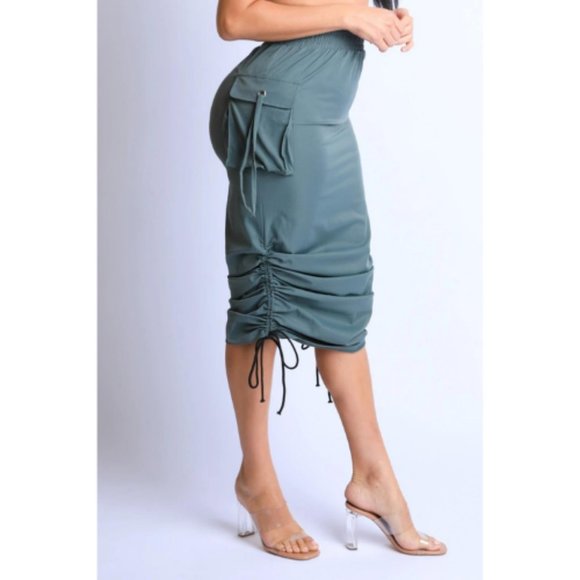 Women’s Olive Windbreaker Skirt - Picture 2 of 6